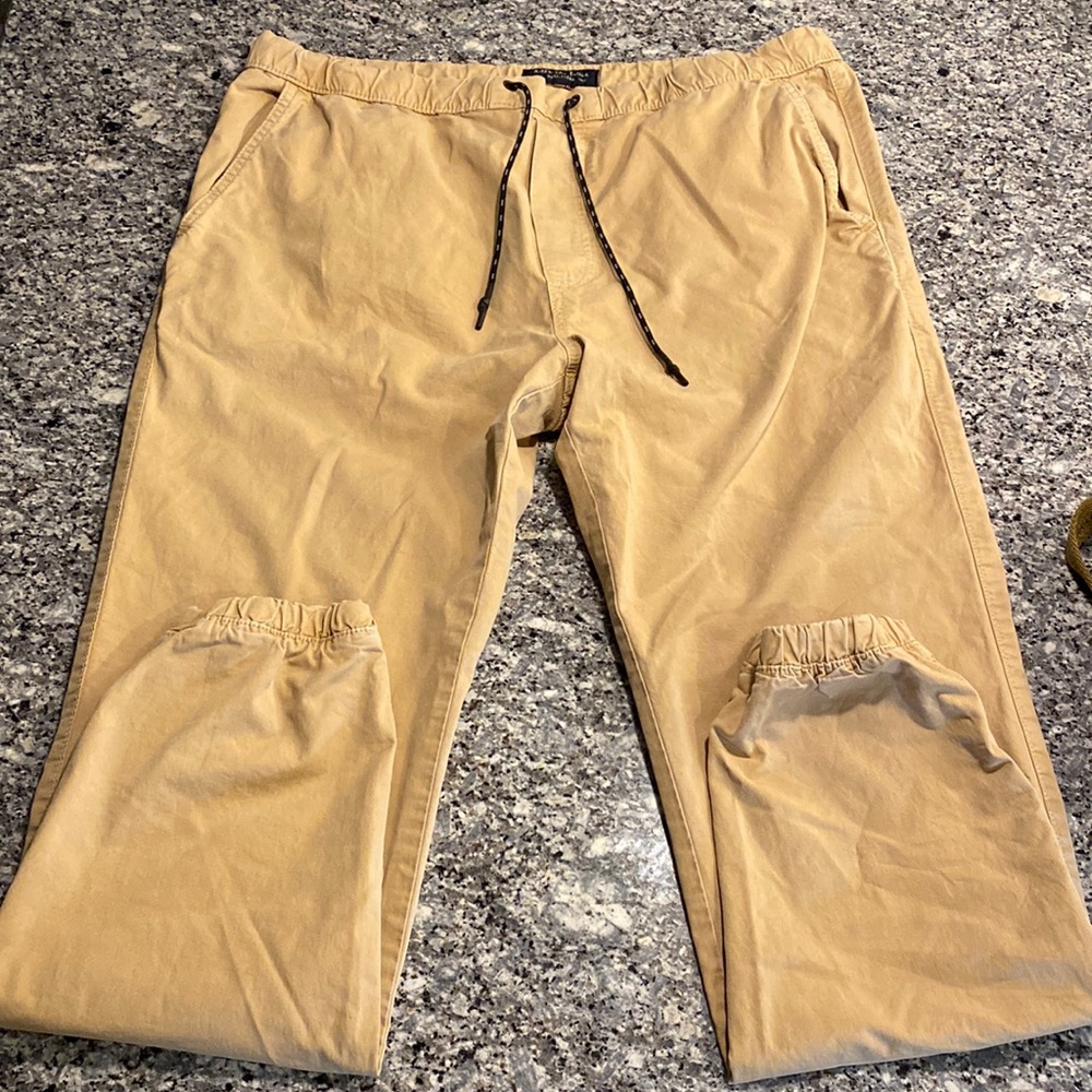 Mens American Eagle Khaki Pants